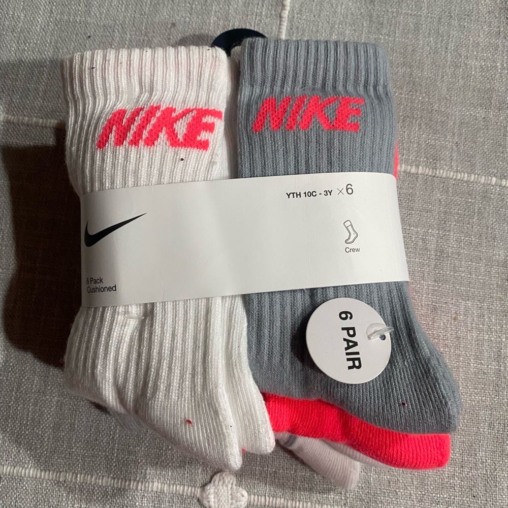 NIKE Socks Crew Cushioned School Everyday 6 Pair Shoe Size 10C-3Y